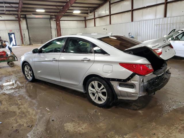 5NPEC4AC3DH514950 - 2013 HYUNDAI SONATA SE SILVER photo 2