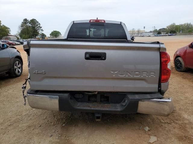 5TFUY5F17LX882478 - 2020 TOYOTA TUNDRA DOUBLE CAB SR/SR5 SILVER photo 6