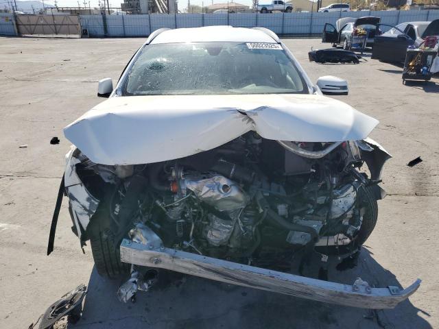 WDCTG4EB6LU027821 - 2020 MERCEDES-BENZ GLA 250 Beyaz fotoğraf 5