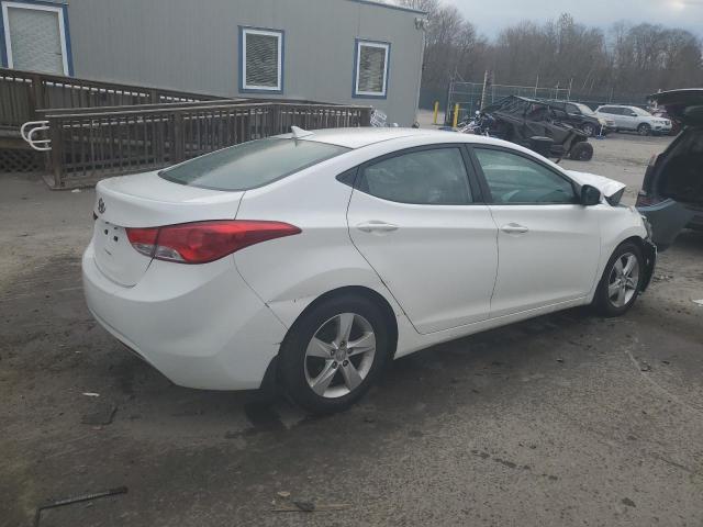 5NPDH4AE5DH323027 - 2013 HYUNDAI ELANTRA GLS WHITE photo 3