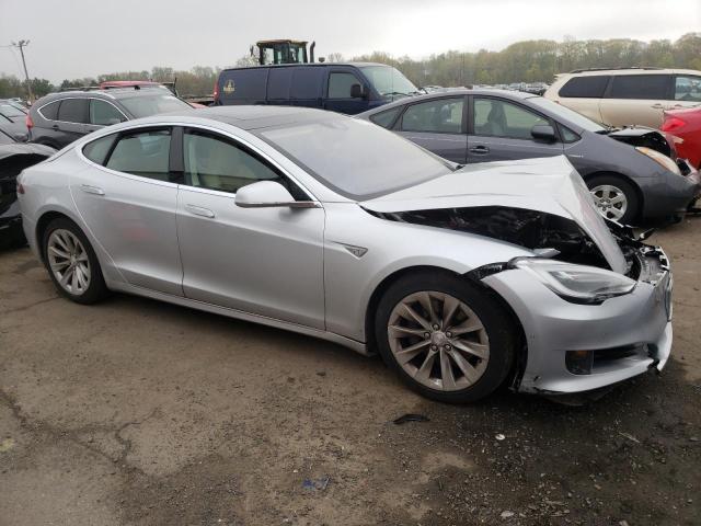 5YJSA1E20GF158842 - 2021 TESLA MODEL S Արծաթագույն լուսանկար 4