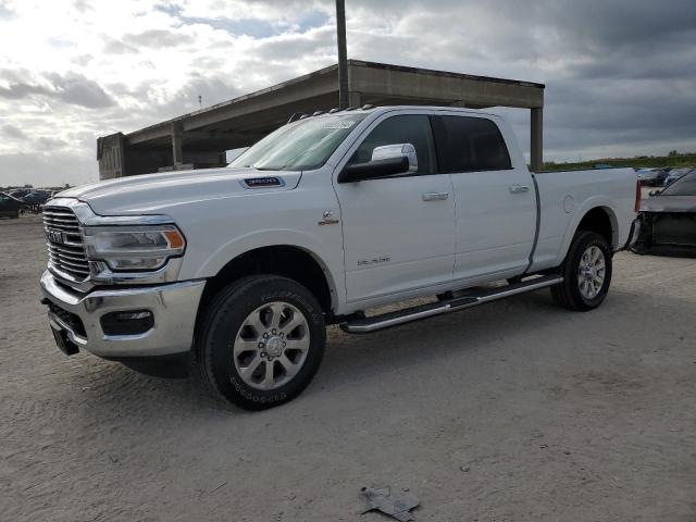 3C63R3EL9NG135575 - 2022 RAM 3500 LARAMIE WHITE photo 1