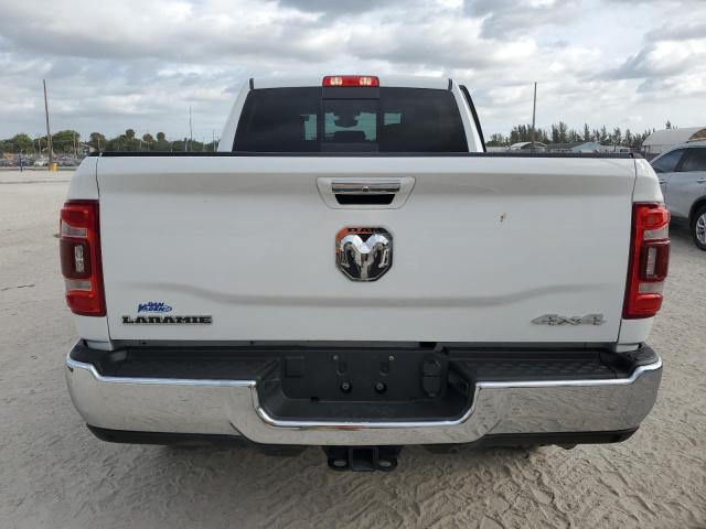 3C63R3EL9NG135575 - 2022 RAM 3500 LARAMIE WHITE photo 6