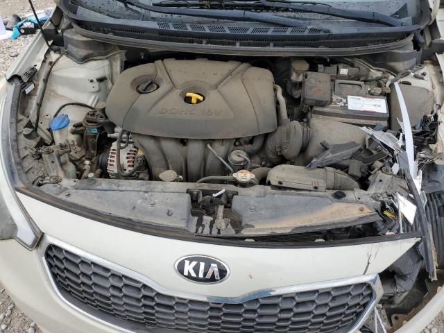 KNAFK4A62F5357932 - 2015 KIA FORTE LX WHITE photo 11