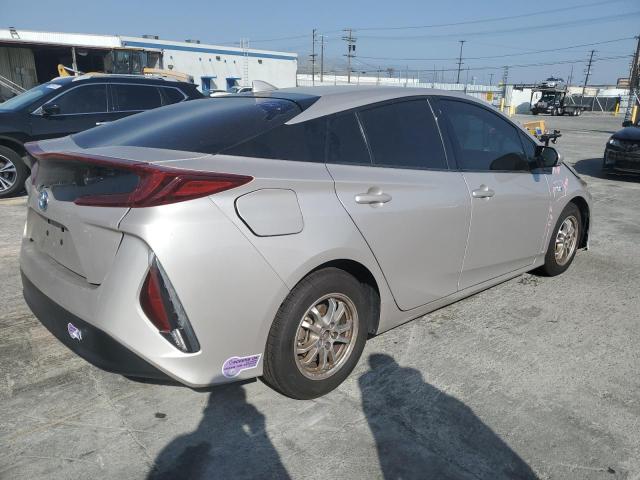 JTDKARFP5K3114365 - 2019 TOYOTA PRIUS PRIM 银色 照片 3