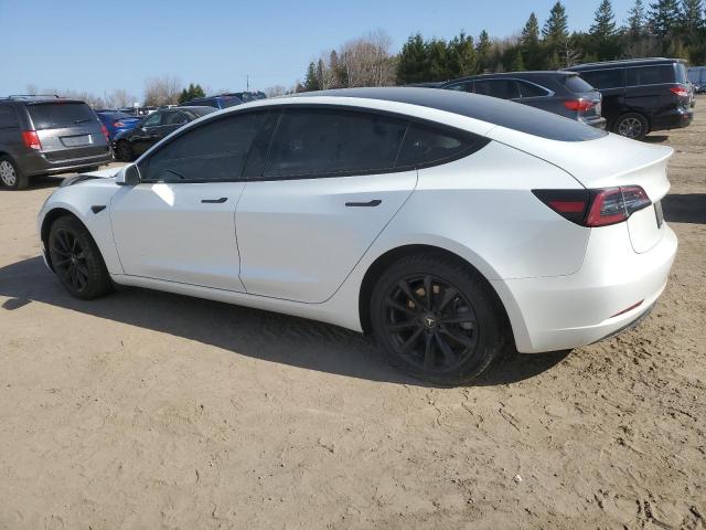 5YJ3E1EB0NF338988 - 2022 TESLA MODEL 3 WHITE photo 2