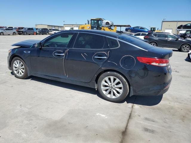 5XXGU4L36JG185333 - 2018 KIA OPTIMA EX BLACK photo 2