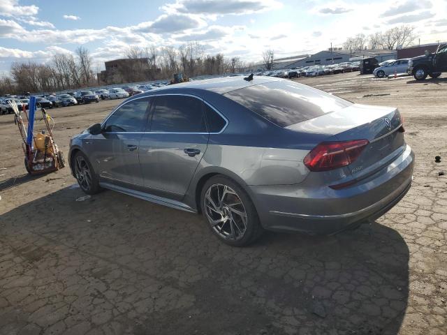 1VWDT7A3XHC021553 - 2017 VOLKSWAGEN PASSAT R-LINE Մոխրագույն լուսանկար 2