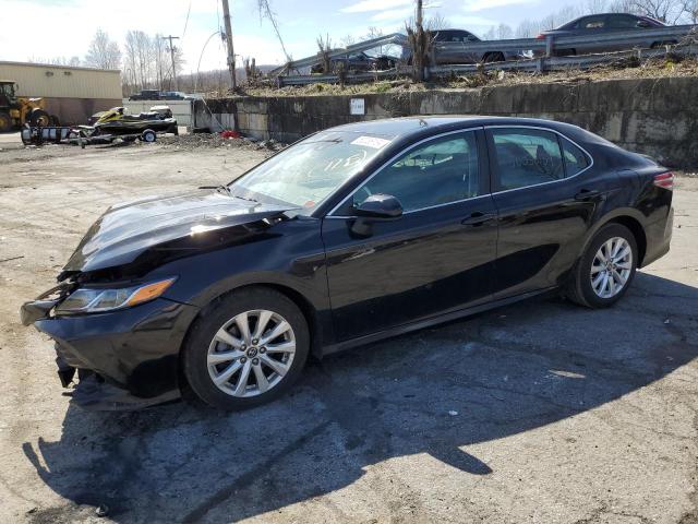 4T1B11HK7JU605639 - 2018 TOYOTA CAMRY L BLACK photo 1