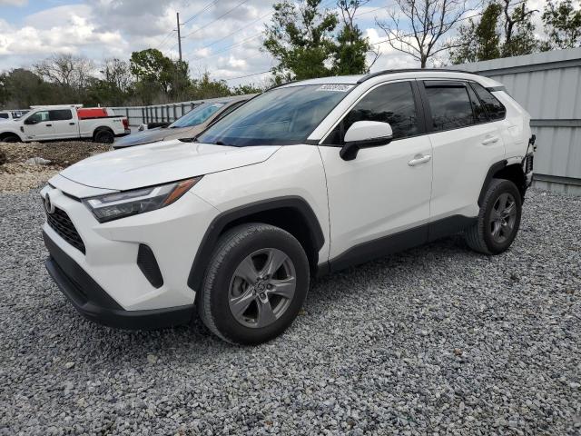 2022 TOYOTA RAV4 XLE, null