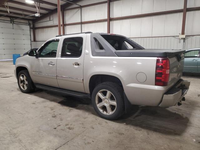 3GNFK32089G177446 - 2009 CHEVROLET AVALANCHE K1500 LTZ GRAY photo 2