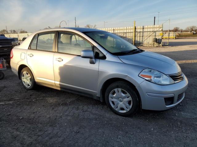 3N1BC1AP4AL457743 - 2010 NISSAN VERSA S SILVER photo 4