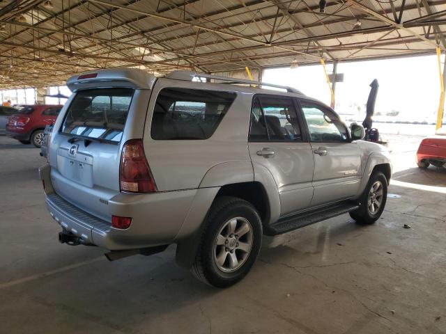 JTEBT14R058023619 - 2005 TOYOTA 4RUNNER SR5 SILVER photo 3