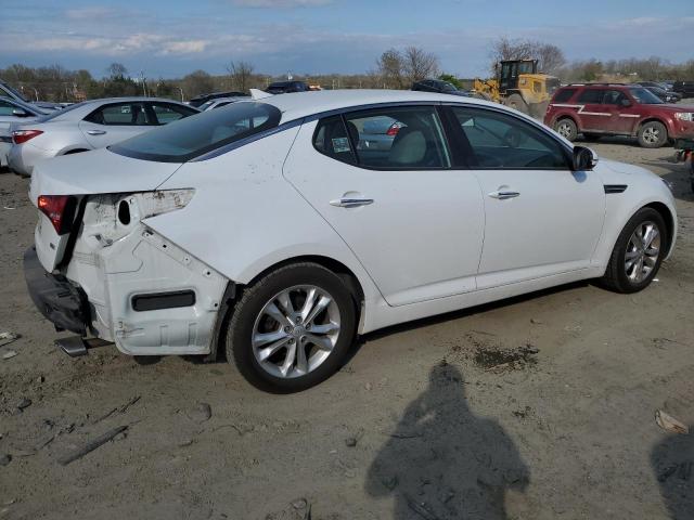 5XXGM4A71CG082751 - 2012 KIA OPTIMA LX WHITE photo 3