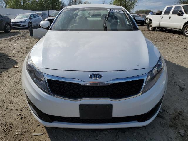 5XXGM4A71CG082751 - 2012 KIA OPTIMA LX WHITE photo 5