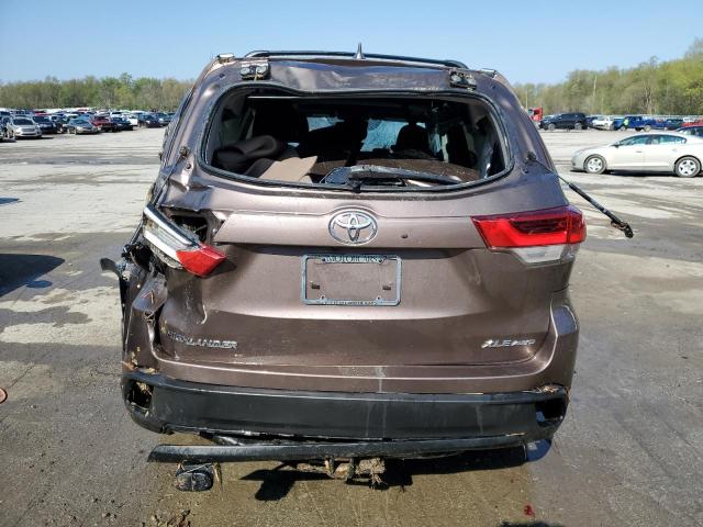 5TDJZRFH4JS814095 - 2018 TOYOTA HIGHLANDER SE BROWN photo 6