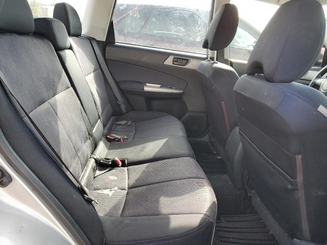JF2SH6BC4AH790807 - 2010 SUBARU FORESTER XS Silber Foto 11