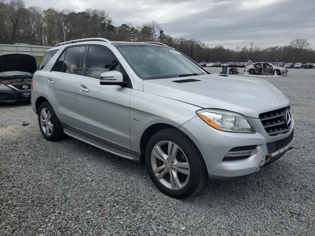 4JGDA5HB2CA025025 - 2012 MERCEDES-BENZ ML 350 4MATIC SILVER photo 4