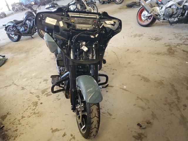 1HD1KB715RB643856 - 2024 HARLEY-DAVIDSON FLHX Blau Foto 2