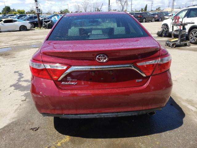 4T1BF1FK9HU719334 - 2017 TOYOTA CAMRY LE RED photo 6