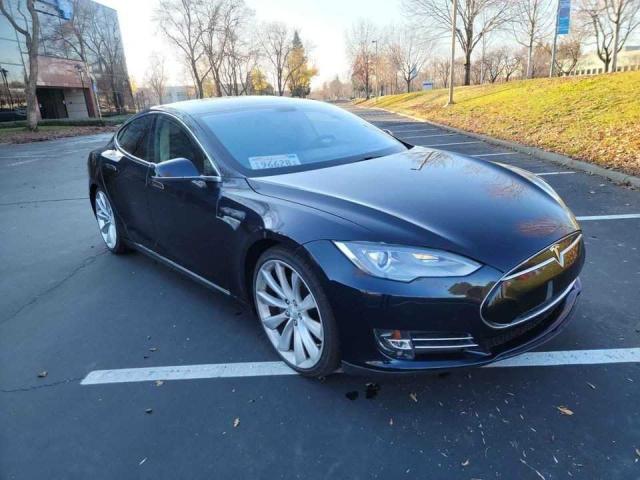 5YJSA1AG1DFP05114 - 2013 TESLA MODEL S Կապույտ լուսանկար 2
