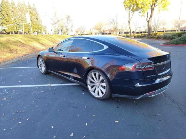 5YJSA1AG1DFP05114 - 2013 TESLA MODEL S Կապույտ լուսանկար 3