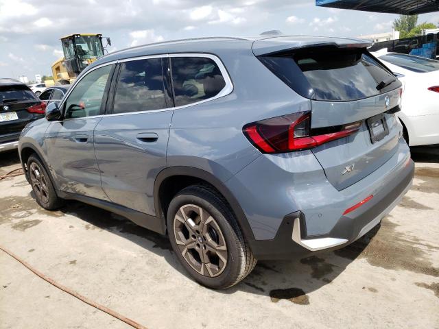 WBX73EF07P5W02601 - 2023 BMW X1 XDRIVE28I GRAY photo 2