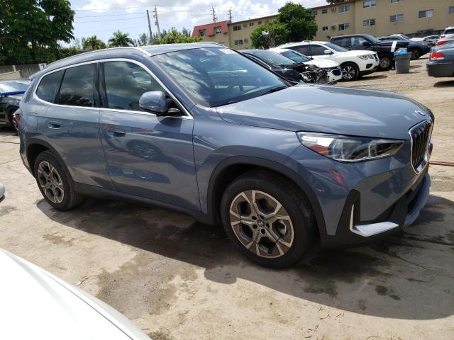 WBX73EF07P5W02601 - 2023 BMW X1 XDRIVE28I GRAY photo 4