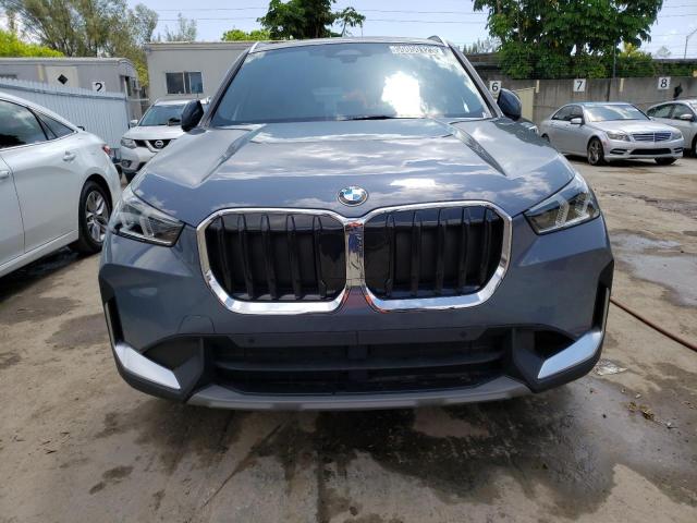 WBX73EF07P5W02601 - 2023 BMW X1 XDRIVE28I GRAY photo 5