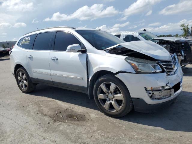 1GNKRJKD0GJ293866 - 2016 CHEVROLET TRAVERSE LTZ WHITE photo 4