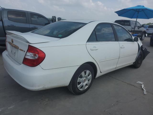 4T1BE32K73U144650 - 2003 TOYOTA CAMRY LE WHITE photo 3