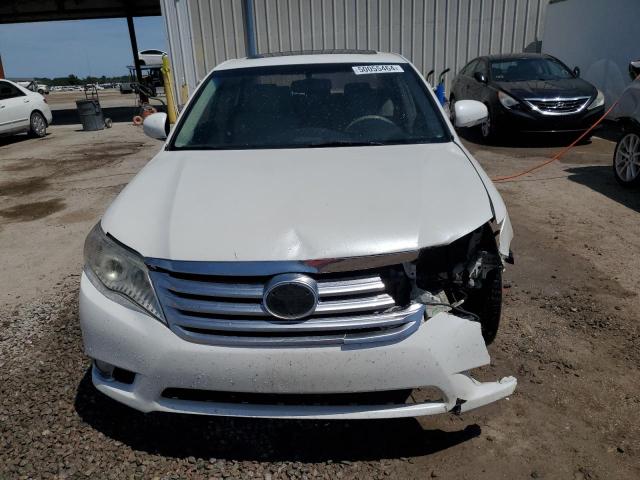 4T1BK3DB2BU372639 - 2011 TOYOTA AVALON BASE WHITE photo 5