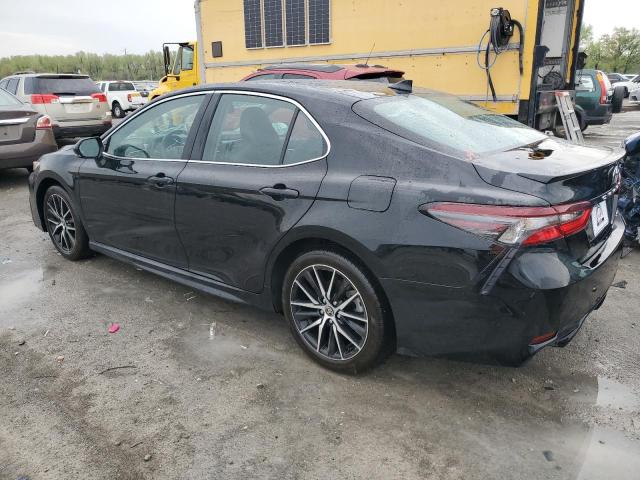 4T1T11AK3PU817946 - 2023 TOYOTA CAMRY SE NIGHT SHADE BLACK photo 2