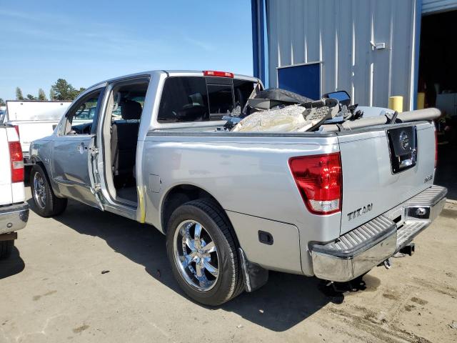 1N6AA07A64N509645 - 2004 NISSAN TITAN XE SILVER photo 2