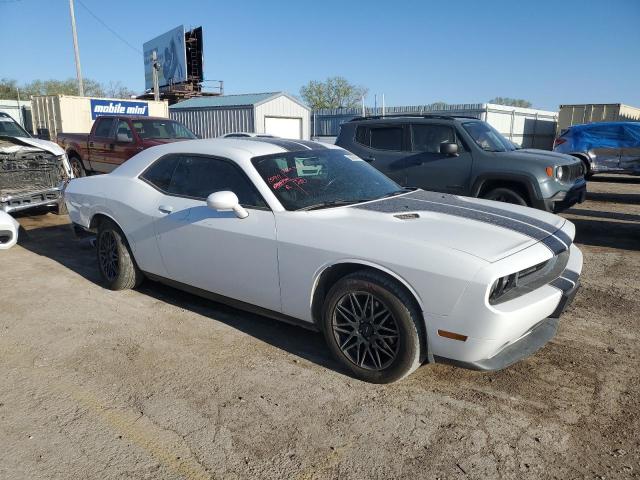 2B3CJ4DG8BH603528 - 2011 DODGE CHALLENGER WHITE photo 4