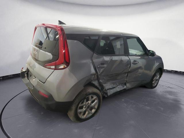 KNDJ23AU7N7826750 - 2022 KIA SOUL LX GRAY photo 3