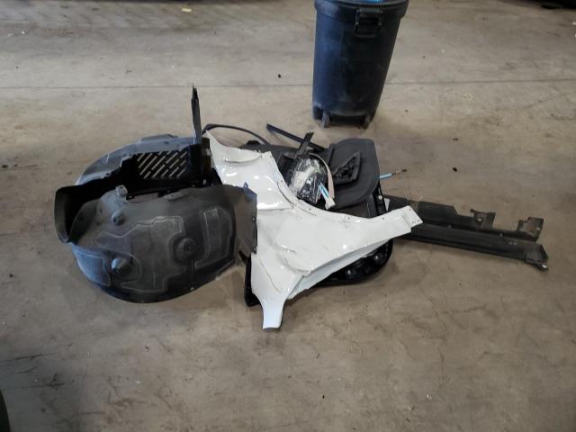 WBXYJ5C34JEF81841 - 2018 BMW X2 XDRIVE28I WHITE photo 12