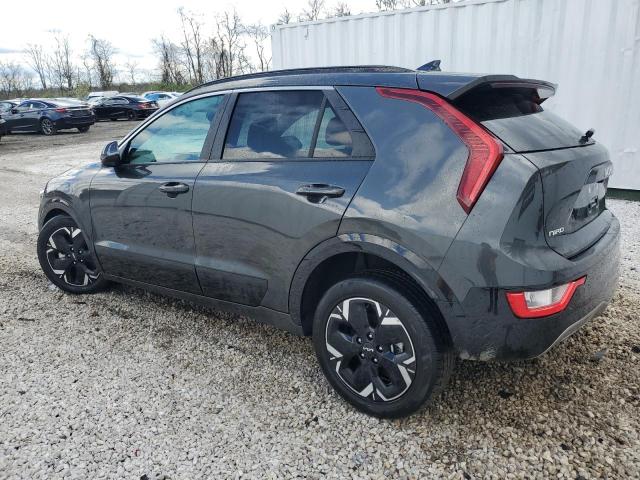 KNDCR3L19P5073051 - 2023 KIA NIRO WIND GRAY photo 2