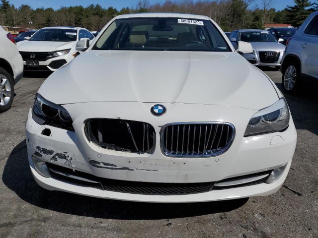 WBAXH5C54CDW04088 - 2012 BMW 528 XI WHITE photo 5