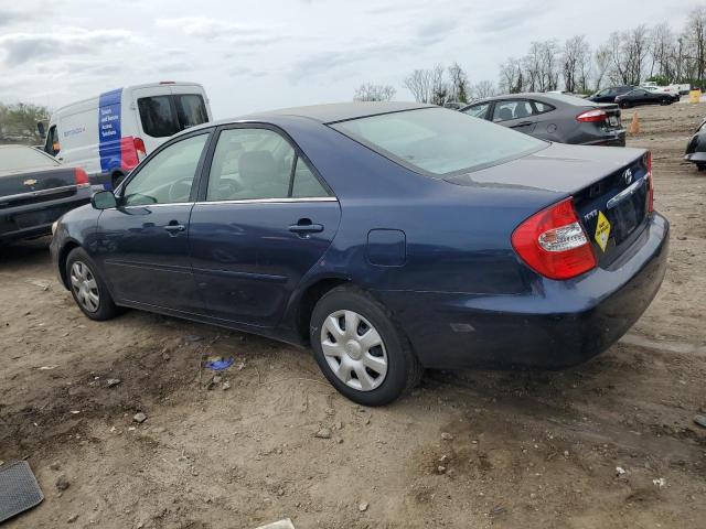 4T1BE32K82U607751 - 2002 TOYOTA CAMRY LE BLUE photo 2