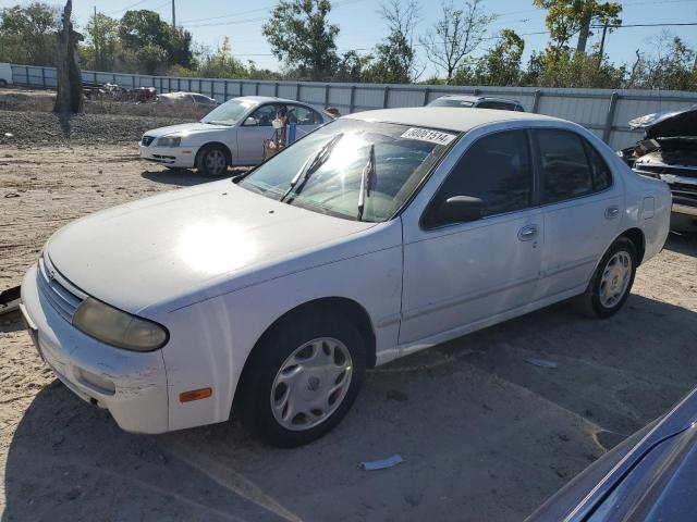 1N4BU31D0VC272799 - 1997 NISSAN ALTIMA XE WHITE photo 1