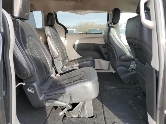 2C4RC1BG9JR104721 - 2018 CHRYSLER PACIFICA TOURING L GRAY photo 11