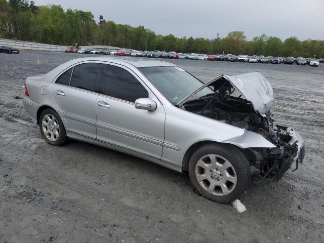 WDBRF61J55A690876 - 2005 MERCEDES-BENZ C 240 GRAY photo 4