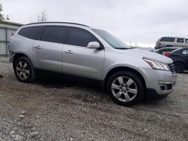 1GNKRGKD9HJ237249 - 2017 CHEVROLET TRAVERSE LT SILVER photo 4