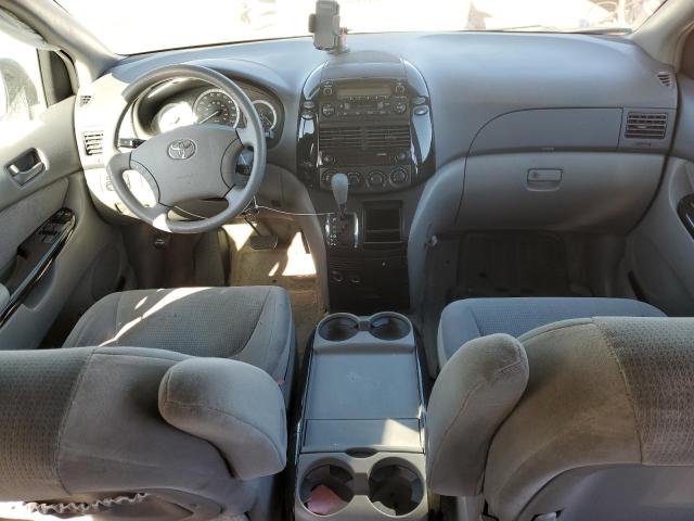 5TDZA23CX5S375842 - 2005 TOYOTA SIENNA CE SILVER photo 8