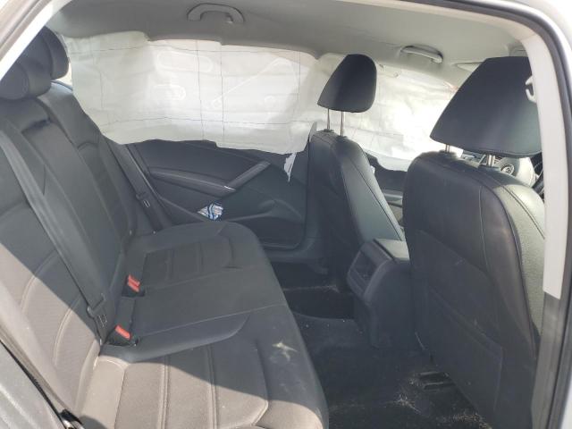 1VWDT7A33HC053809 - 2017 VOLKSWAGEN PASSAT R-LINE თეთრი ფოტო 10