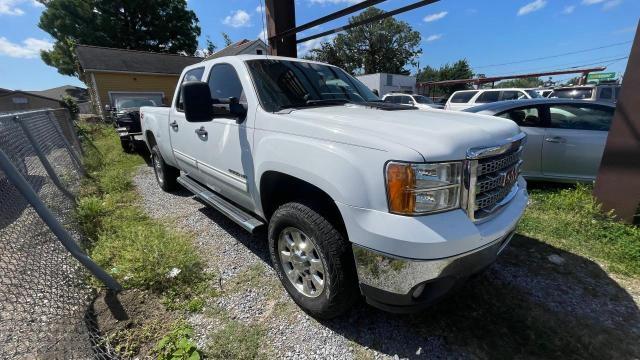 1GT120C82CF191194 - 2012 GMC SIERRA K2500 SLE WHITE photo 1