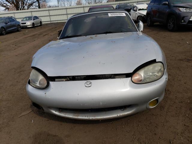JM1NB3532Y0151504 - 2000 MAZDA MX-5 MIATA BASE SILVER photo 5