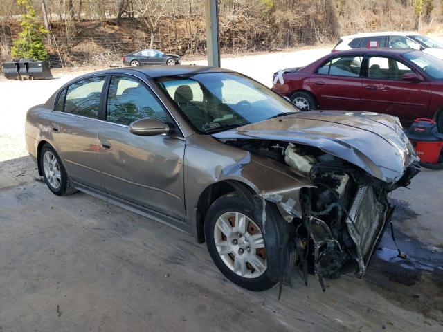 1N4AL11D85C152431 - 2005 NISSAN ALTIMA S GRAY photo 4