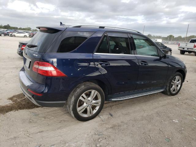 4JGDA5HB7EA352099 - 2014 MERCEDES-BENZ ML 350 4MATIC BLUE photo 3
